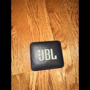 JBL Go 2 Bluetooth Waterproof Portable Speaker - Black (JBLGO2BLK)